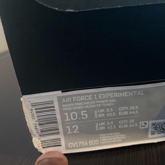 AIR FORCE 1 EXPERIMENTAL
RACER PINK/ARCTIC PUNCH-SAIL - Picture 4 of 8